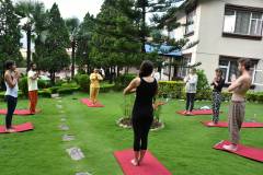 outdoor yoga session  » Click to zoom ->