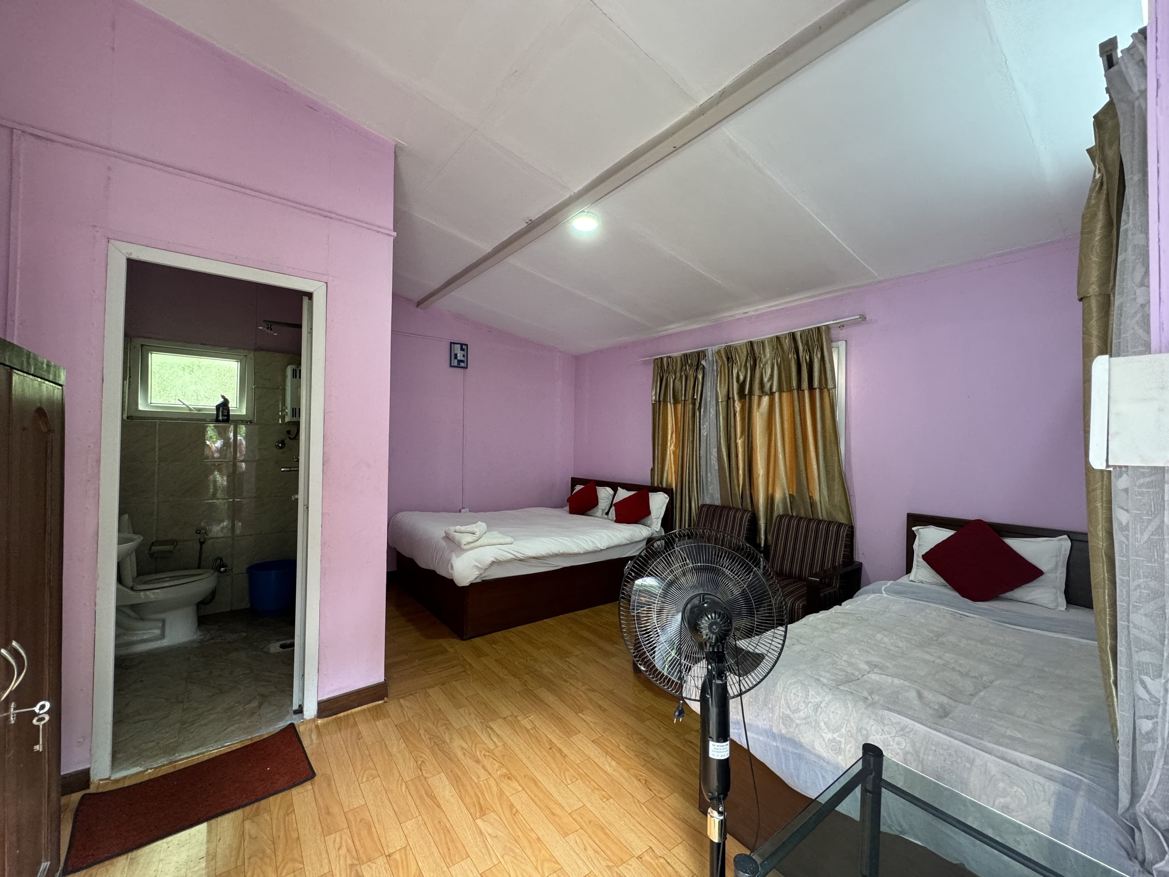himalayan-yoga-and-ayurveda-retreat-yoga-in-nepal-gallery-image-7
